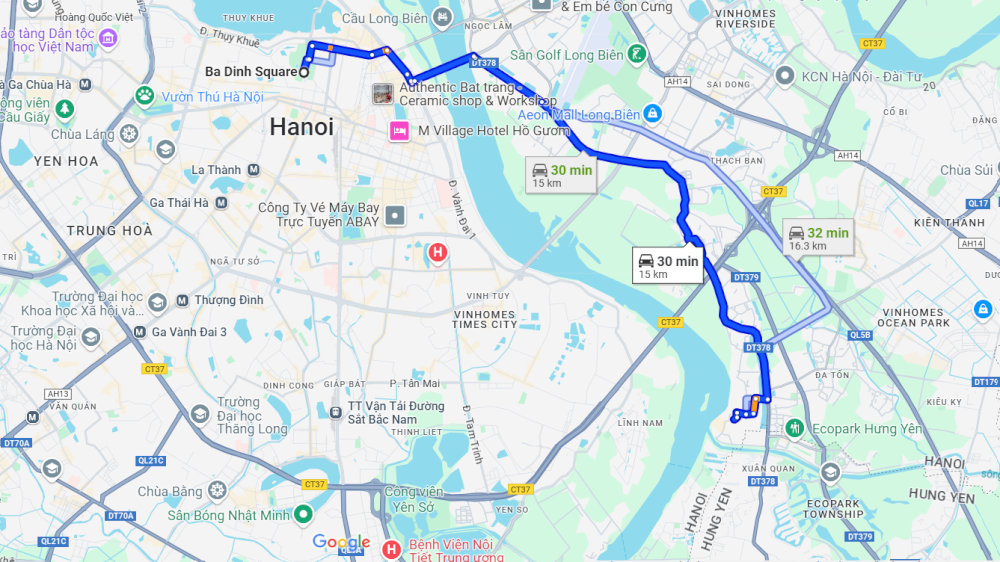 The village sits on the banks of the Red River